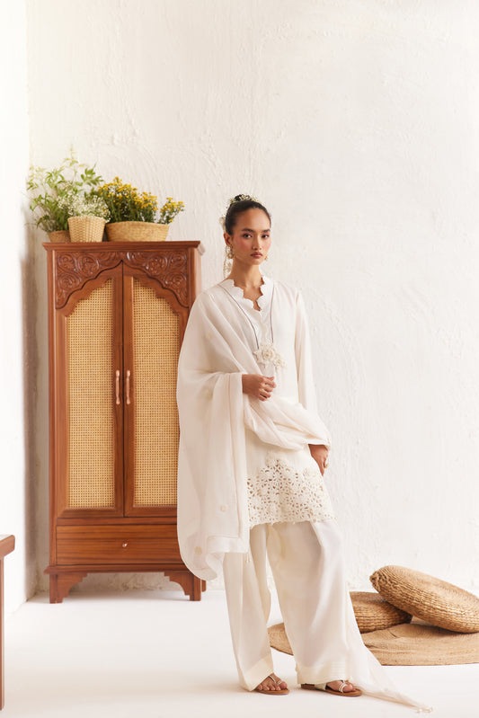 Zerlina Kurta Set